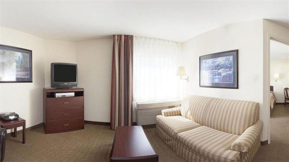 Sonesta Simply St Louis Earth Hotel 3*